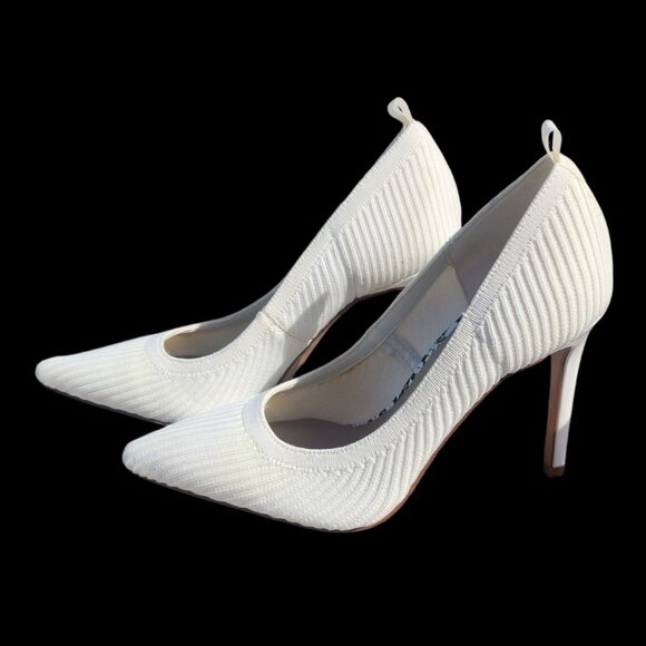 Mix No. 6 White Pump Heels - Picture 4 of 8